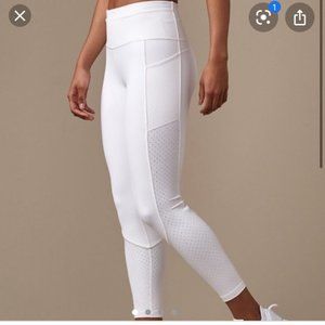 Lululemon Mind Over Miles white size 4
